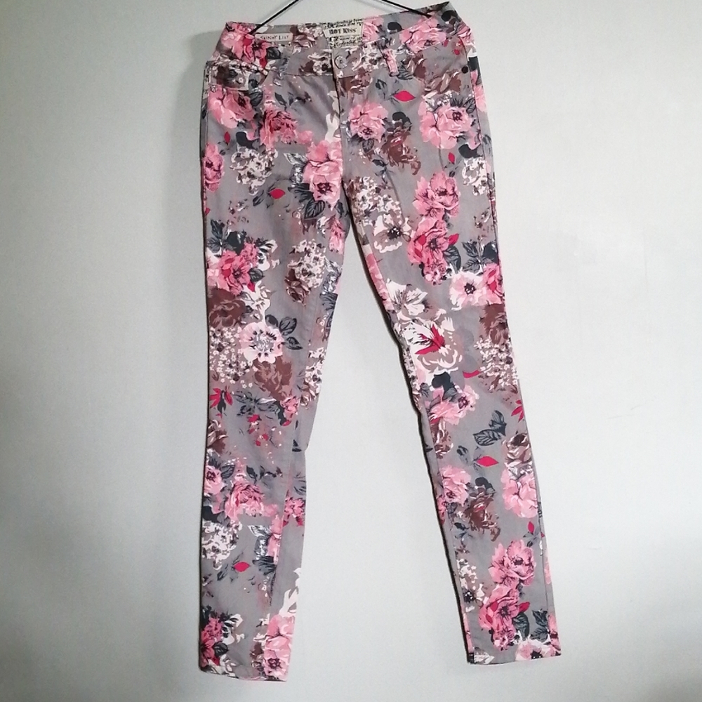 2/$20 Floral jeggings